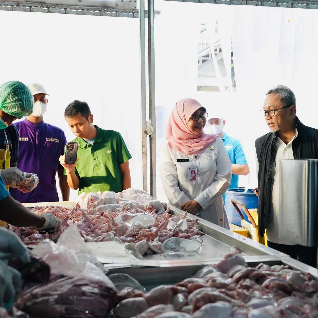 Mendag Zulhas Sebut RPHU Wajib Bersertifikat Halal Mulai Oktober