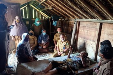 Lama tak Terlihat, Seniman “Presiden Rex” Hasbi Burman Sakit
