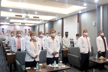 Presiden Partai Keadilan Sejahtera (PKS), Ahmad Syaikhu, melantik pengurus Dewan Pengurus Wilayah Partai Keadilan Sejahtera (DPW PKS) Aceh secara virtual di Banda Aceh. (easpada)