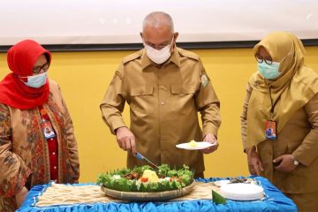 Tasyakur RSUDZA ke-42, Sekda Aceh: Kompetensi Dokter Harus Sesuai Bidangnya