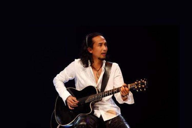 Gitaris ban Padi, Piyu. Foto: Kompas.com