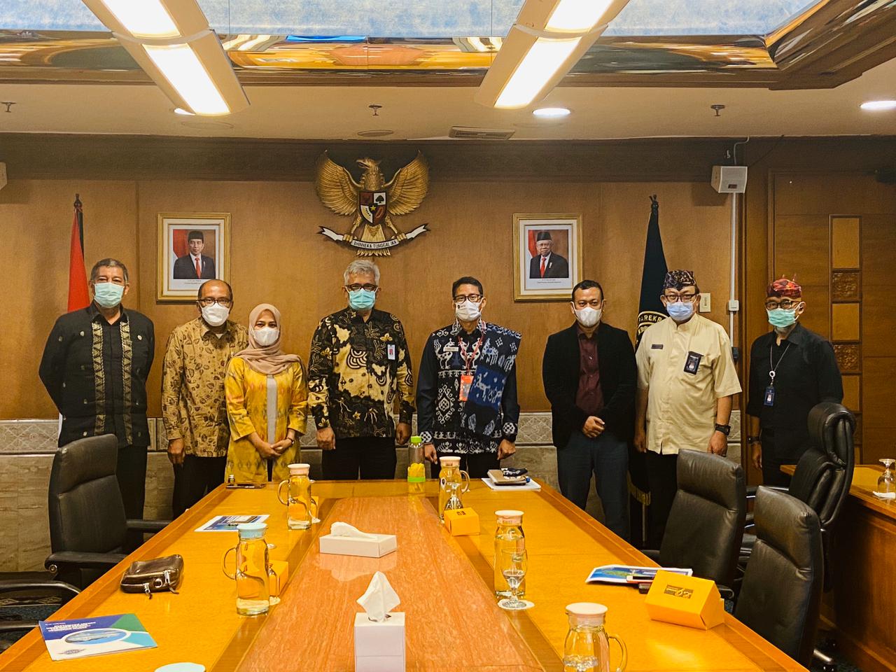 Tim Manajeman BPKS bersama Menparekraf RI (ist)