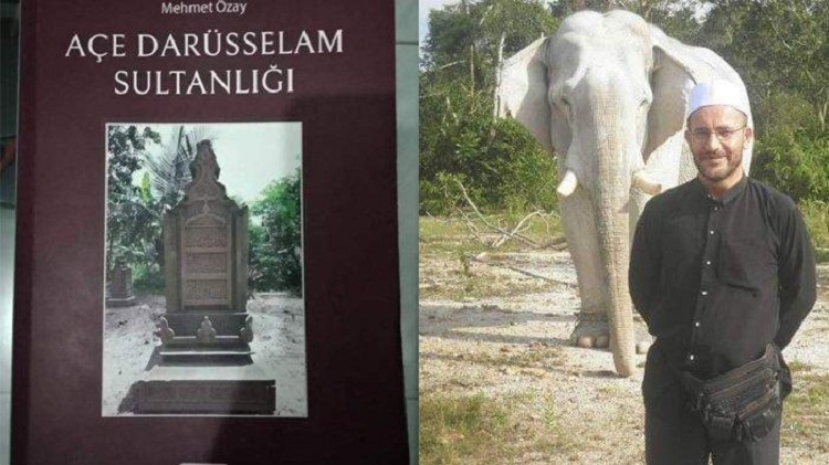 Mehmet Özay seorang Ilmuwan Turki