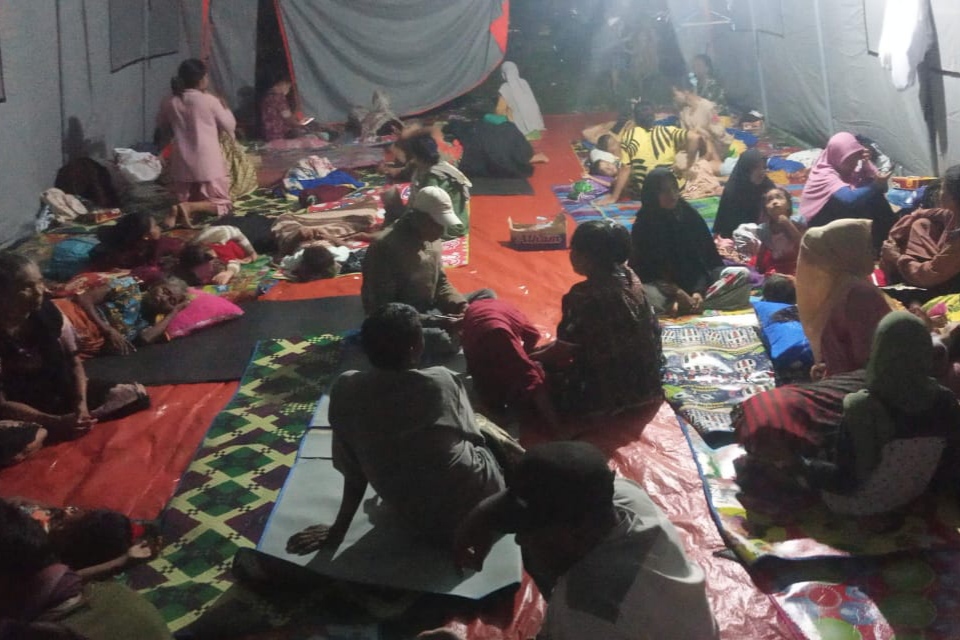 Sudah Dua Malam, Begini Kondisi Warga Gampong Pantong Rayeuk T di Pengungsian
