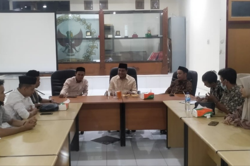 Abdullah Puteh dan FPMPA Bahas Peran Pemuda Aceh