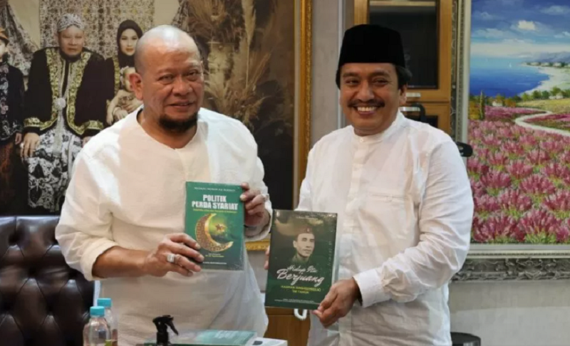 Ketua DPD RI AA LaNyalla Mahmud Mattalitti silaturahmi dengan Majelis Nasional Korps Alumni Himpunan Mahasiswa Islam (MN KAHMI), di Rumah Dinas Ketua DPD, Jumat, (30/04/2021) (ANTARA/HO-DPD)
