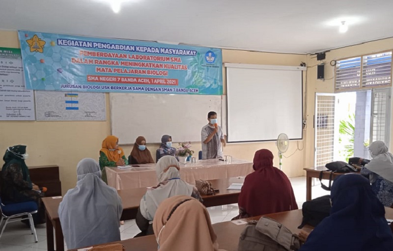 FMIPA USK Latih Para Guru Biologi Tingkat SMA di SMAN 7 Banda Aceh