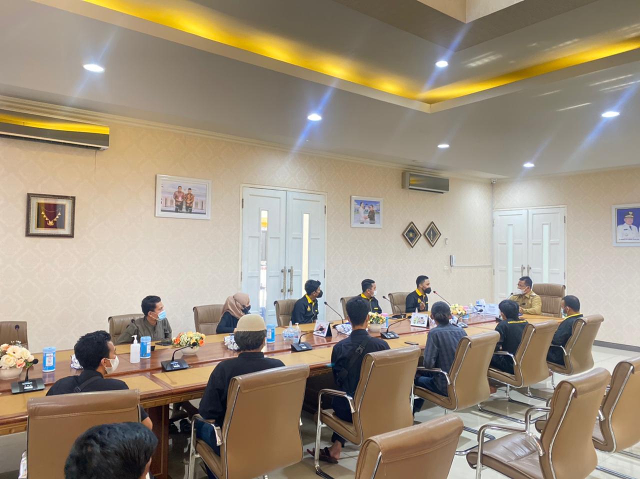 IKAMBA Fasilitasi Himasendratasik USK Bertemu Walikota Banda Aceh