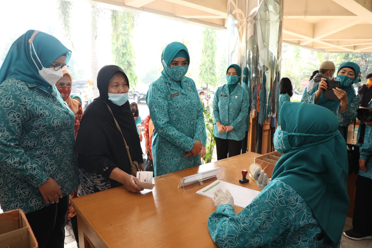 Salurkan Bantuan Lewat Pasar Murah, TP PKK Gandeng 20 Kelurahan di Jakarta Selatan