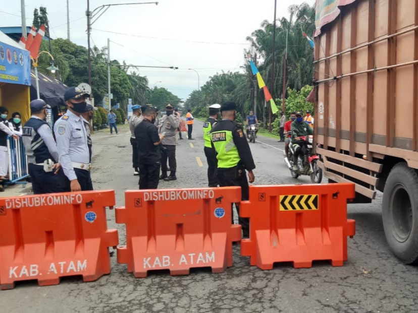 Hari Pertama Larangan Mudik, 148 Kendaraan Putar Balik di Perbatasan Aceh-Sumut