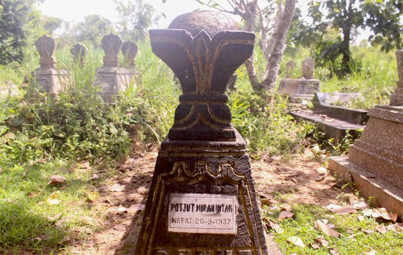 Makam Pocut Meurah Intan di Desa Temurejo, Blora, Jawa Tengah. (Foto: Afkar Aristoteles Mukhaer/National Geographic Indonesia)