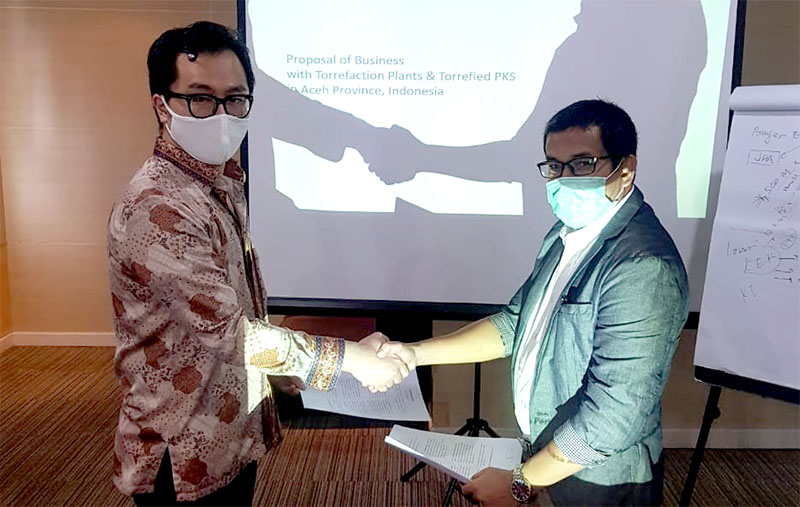 Mr. Koji Sasaki dari PT. JPA International dan Mr. Nasrul Z., dari PT. Cipta Sejahtera Raya Ins. (Foto: Istimewa)