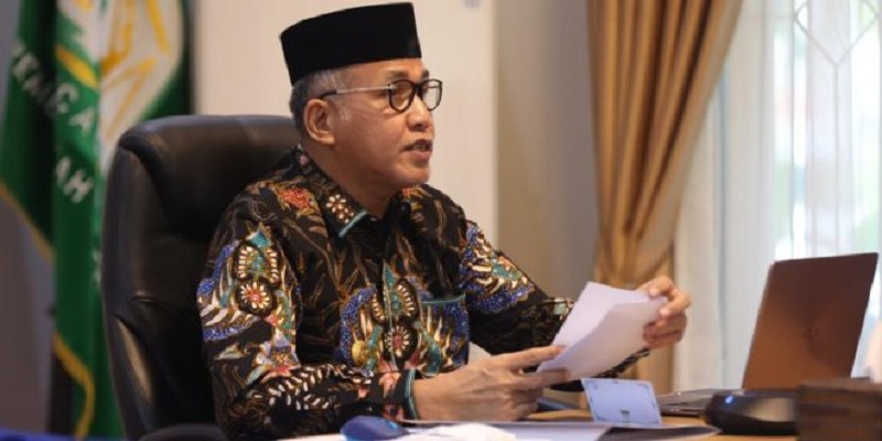 Gubernur Aceh, Nova Iriansyah, memberikan sambutan pada Pembukaan Webinar Seizing Opportunities in the Western Part of Indonesia, Investment Project Showcase Aceh, yang diselenggarakan Lembaga Pusat Promosi Indonesia, di Rumah Dinas Wakil Gubernur, Banda Aceh, Kamis (12/8/2021).
