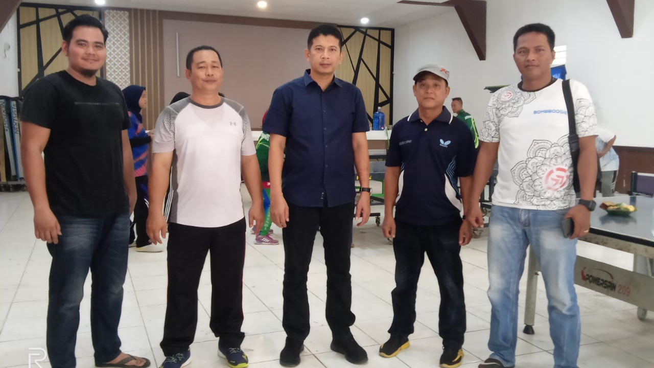 Jelang Pra-PORA, Ketum PTMSI Tinjau Persiapan Atlet Tenis Meja di Aceh Tamiang