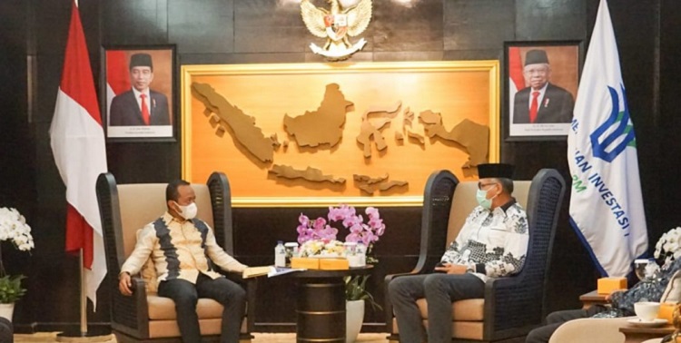 Gubernur Aceh, Nova Iriansyah saat melakukan pertemuan dengan Menteri Investasi/ Kepala BPKM Bahlil Lahadalia, di gedung Kementerian Investasi, Badan Koordinasi Penanaman Modal (BPKM) Jakarta selatan, Kamis, 26/8/2021. (Foto: Humas BPPA).