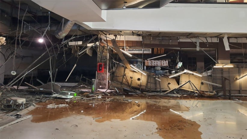 Sebagian bangunan Mall Margo City ambruk , Depok, Jawa Barat. (Foto: sindonews.com)