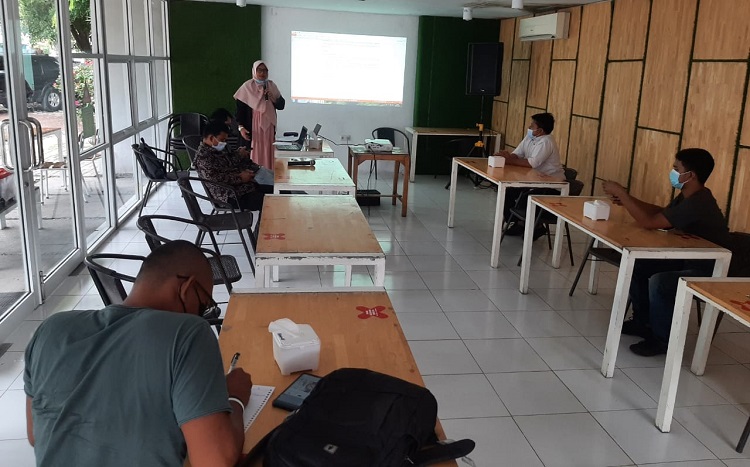 The Aceh Institute Gelar Media Briefing Bahas Dampak Iklan Rokok Terhadap Anak dan Remaja, Rabu (1/9/2021). Foto: Nukilan/Hadiansyah