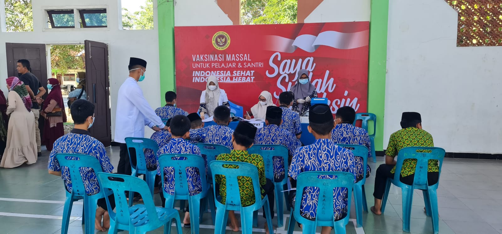 Peringati Hari Sumpah Pemuda, BIN Aceh Gelar Vaksinasi Massal di Pesantren Al-Manar