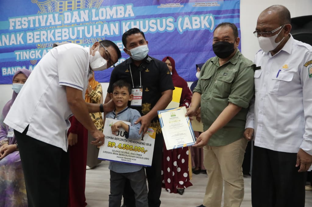 Kadisdik Aceh Ungkap Rasa Bangga dan Haru Kepada PDBK