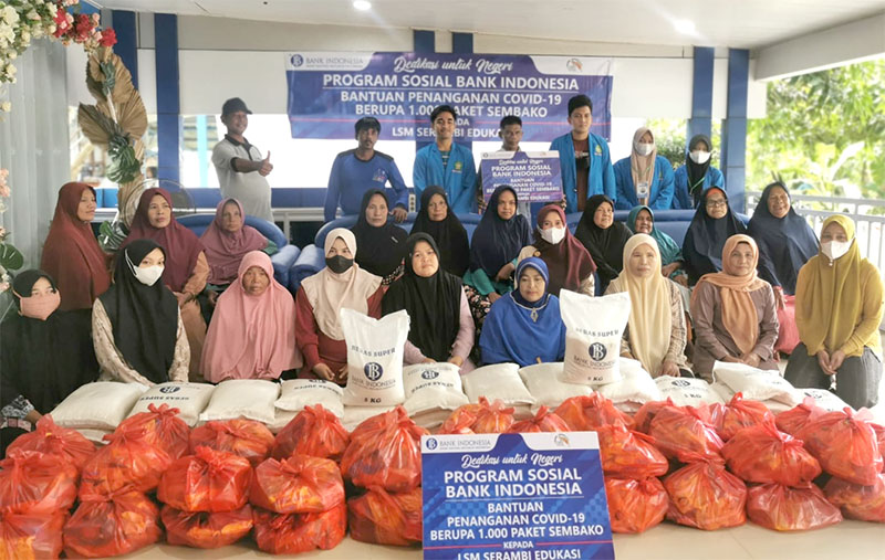 Bansos BI di Aceh Besar. (Foto: Nukilan.id)