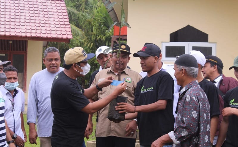 Kegiatan Green School DEMA UIN Ar-Raniry, (Foto: Dok.Ist)