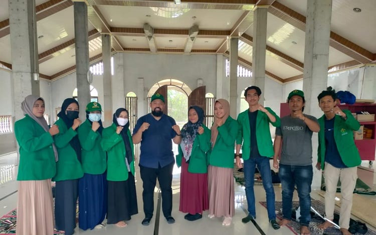 Kelompok 173 KKN-PPM di Paloh Gadeng, (Foto: Dok.Ist)