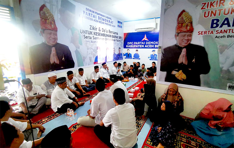 DPC Demokrat Aceh Besar Gelar Do'a bersama untuk kesembuhan SBY. (Foto: Nukilan.id)