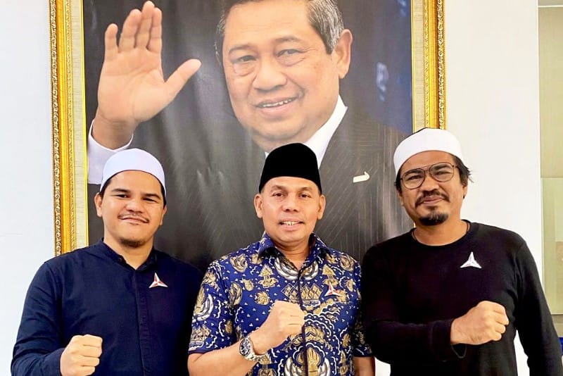 Putra Abu Mudi dan Alm.Abuya Muhibuddin Waly Masuk Pengurus Inti Demokrat Aceh