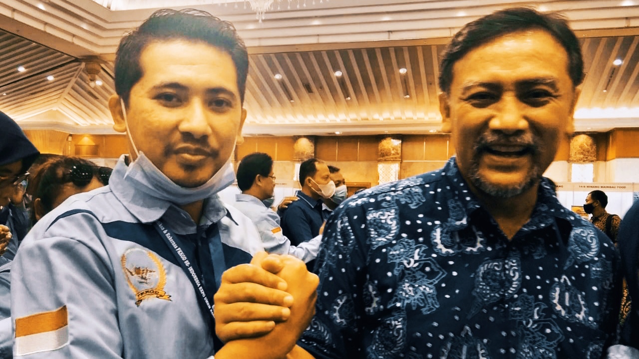 Ketua DPD FKKGD Provinsi Aceh, Abdul Muthalib.ST bersama Dewan Pembina FKKGD Pusat, Andi Malarangeng. (Foto: Dok. Ist)