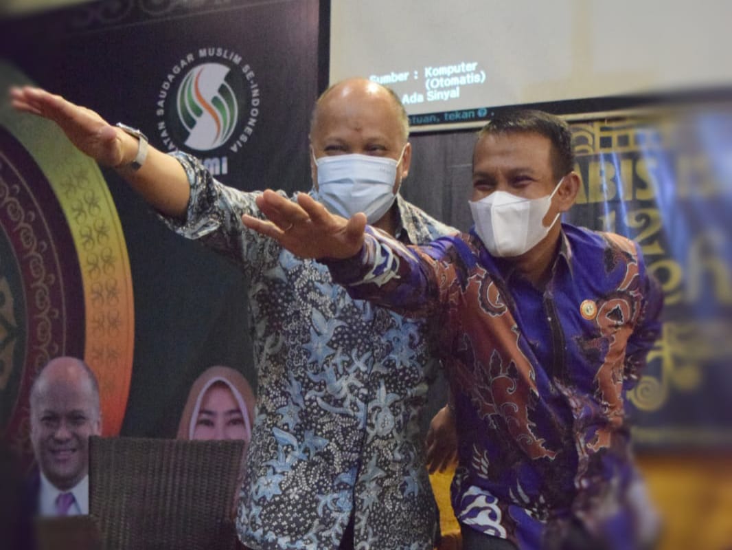 Ketua Umum ISMI Pusat, Ilham Akbar Habibie bersama Ketua ISMI Aceh, Nurchalish.(Foto: Dok. Ist)