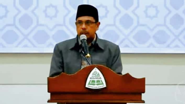 Kakanwil Kemenag Aceh, Dr. Iqbal, S. Ag, M. Ag saat membuka rapat koordinasi Pengurus Besar (PB) Himpunan Ulama Dayah Aceh (HUDA) di Aula MPU Aceh, Minggu (19/12/2021) malam. (Foto: Nukilan/Hadiansyah)