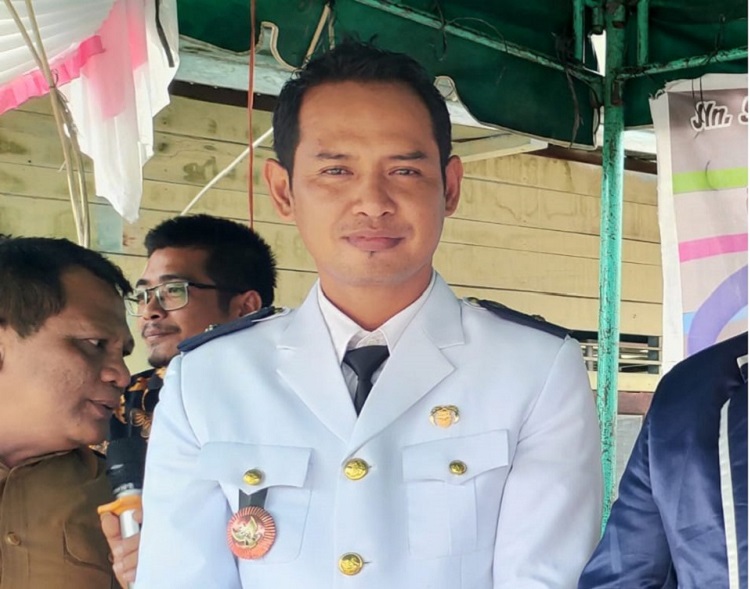 Kepala Desa Gosong Telaga Selatan, Aceh Singkil, Afandi