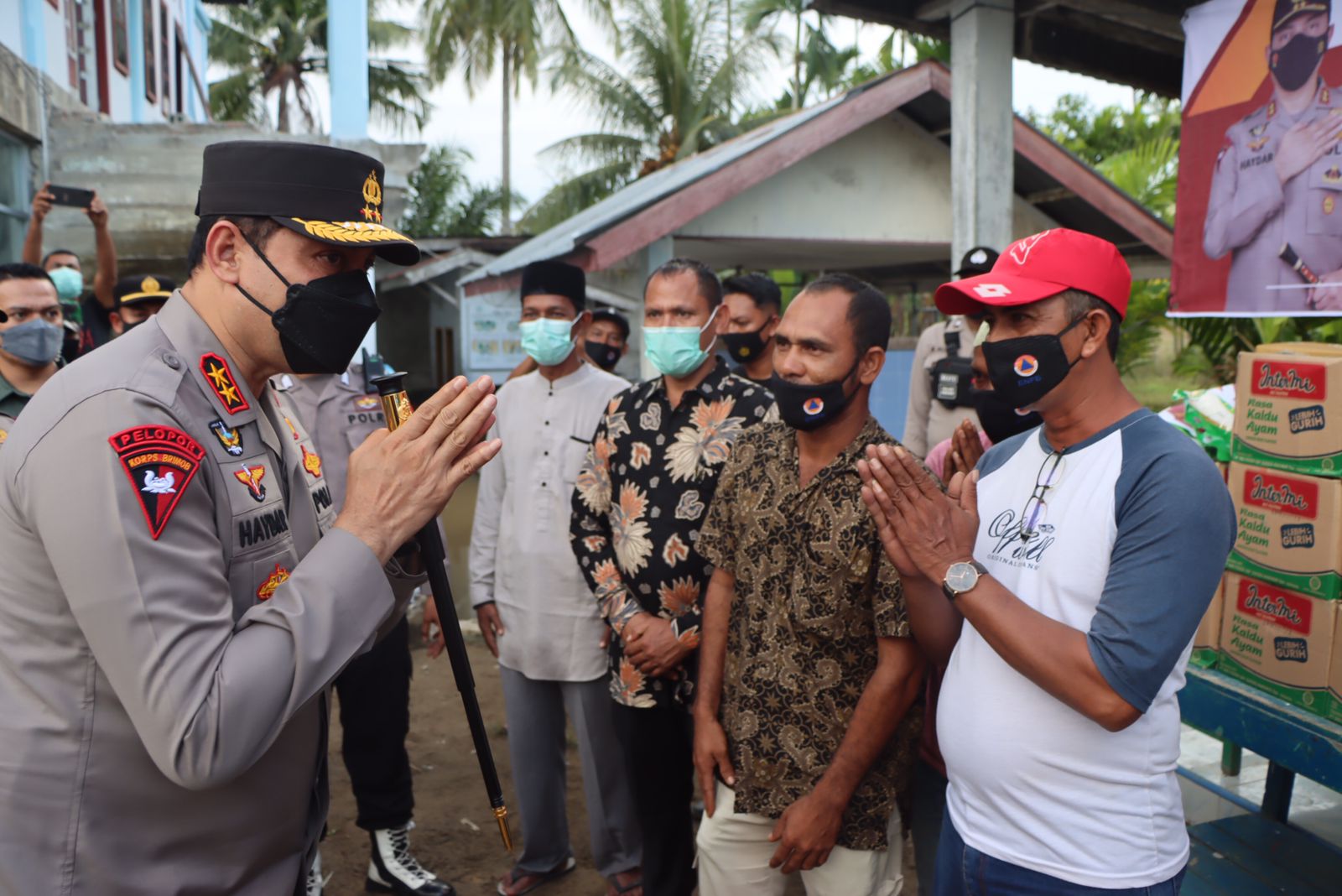 Turun ke Lokasi, Kapolda Aceh Berikan Bantuan untuk Korban Banjir