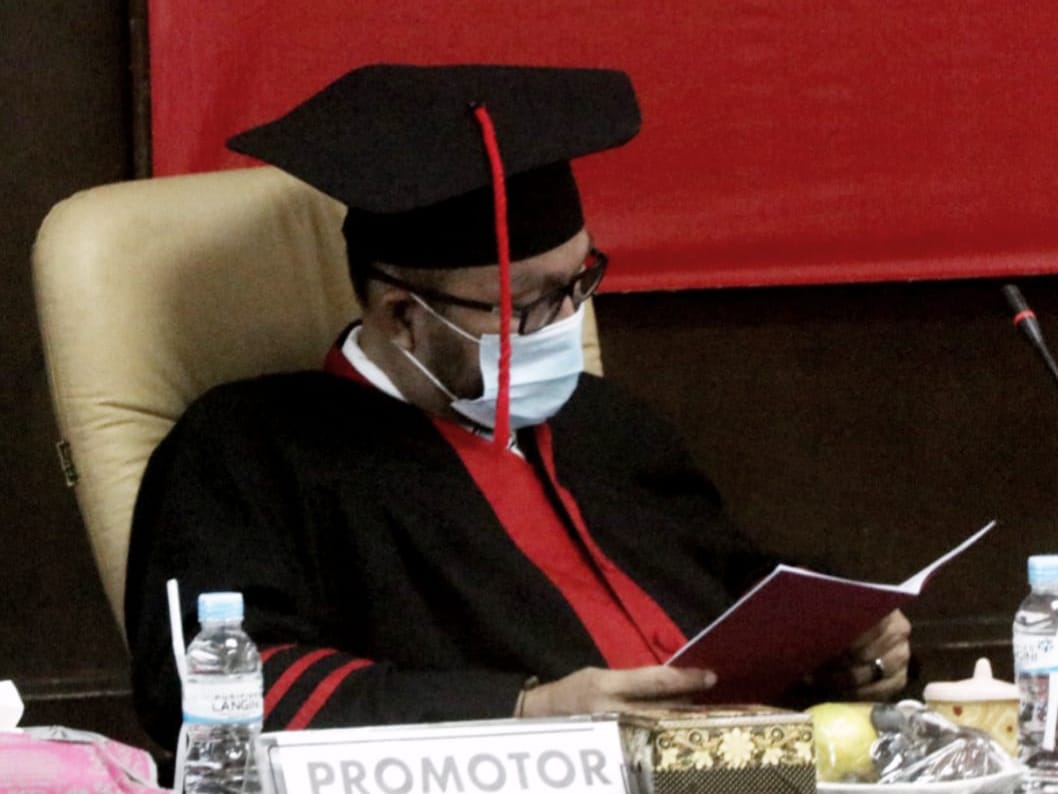 Guru Besar Filsafat Islam UIN Ar-Raniry, Prof. Dr. H. Syamsul Rijal, M.Ag. (Foto: Dok. Ist)