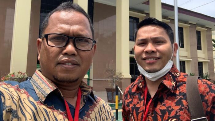Penasehat Hukum, Kasibun Daulay, SH (kiri) dan Faisal Qasim, SH, MH (kanan). Foto: Dok. ist)