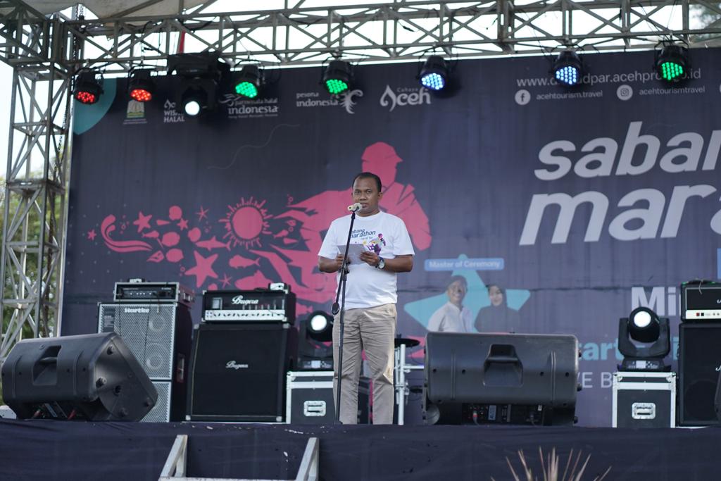 Kabid Pemasaran Disbudpar Aceh, Teuku Hendra Faisal, SE, M.Si dalam Event Sabang Marathon 2022 di Kota Sabang, Minggu (6/2/2022). Foto: Dok. Ist