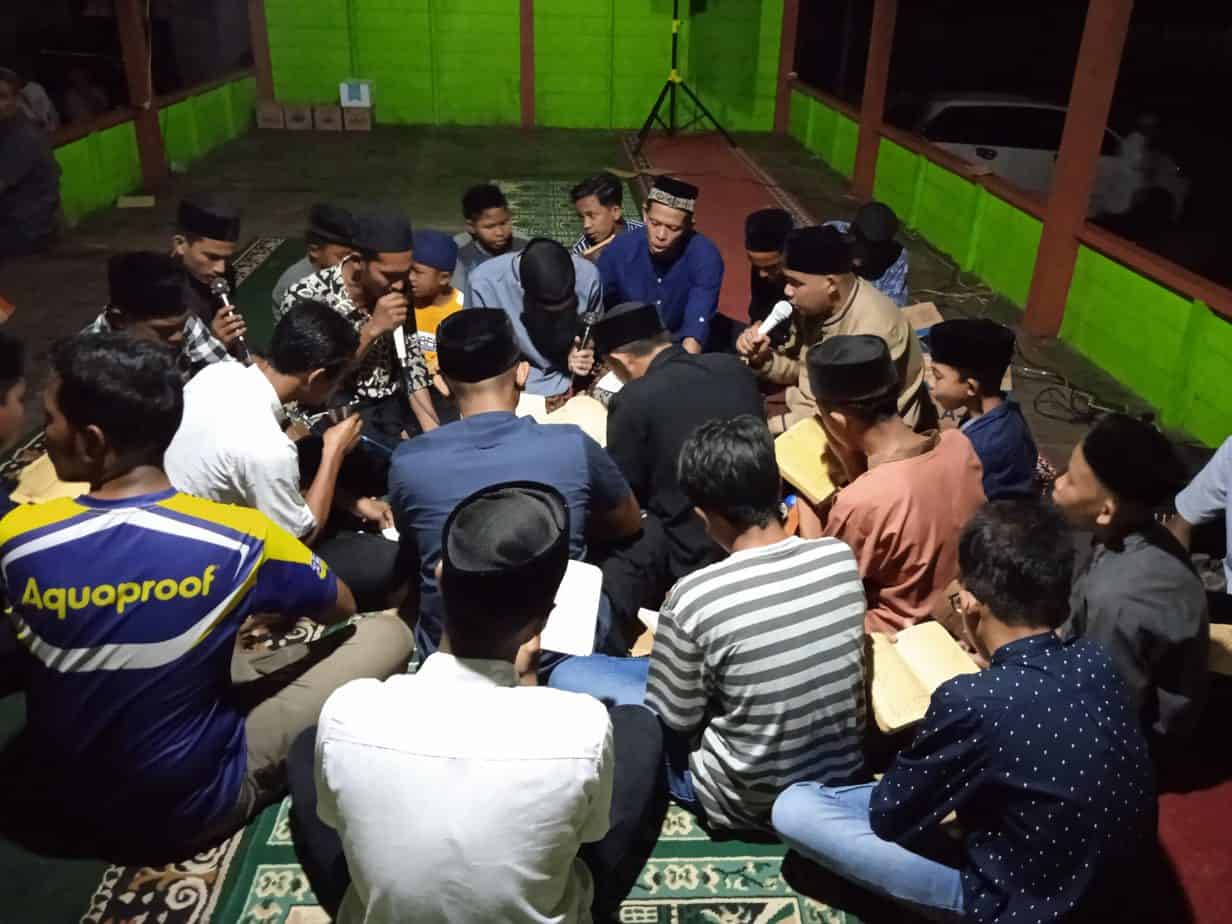 Warga Meunasah Bak Trieng Gelar Penutupan Dalailul Khairat Sambut Ramadhan