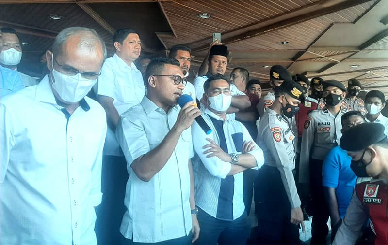 Aksi Selamatkan JKA, DPRA jawab tuntutan masyarakat. (Foto: Nukilan.id)