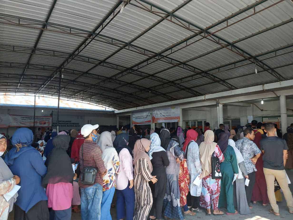 Pos Indonesia KCU Banda Aceh Salurkan BLT Minyak Goreng dan Sembako Kepada 47.779 KPM