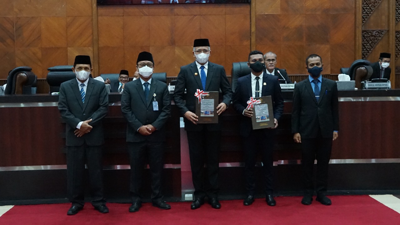 DPRA Teken Berita Acara Serah Terima LHP BPK Laporan Keuangan Pemerintah Aceh 2021