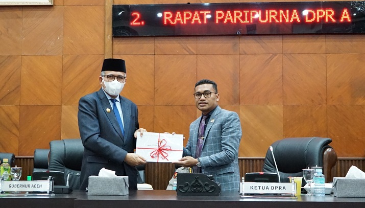 Rapat Paripurna Penyampaian LKPJ Tahun Anggaran 2021 pada DPR Aceh