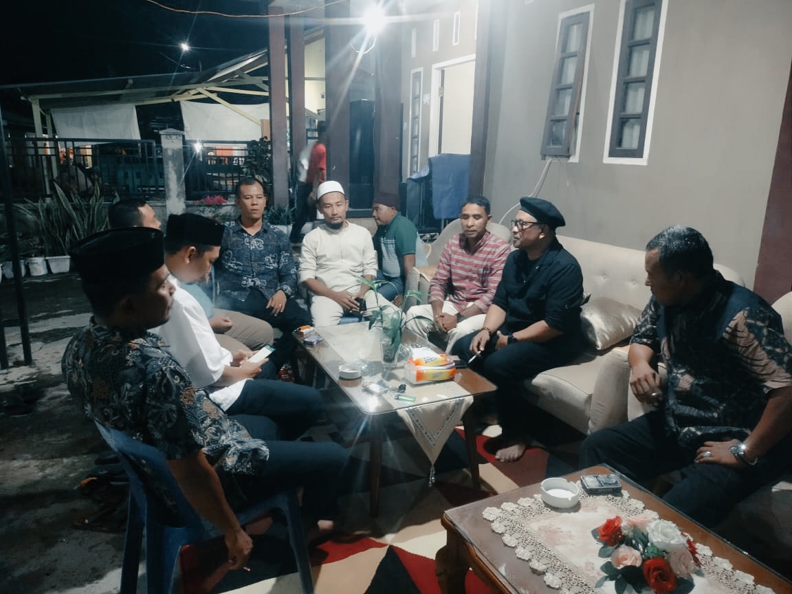 Rafli Bantu 50 Juta untuk Masyarakat Samadua di Aceh Singkil