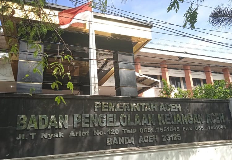 Kantor Badan Pengelola Keuangan Aceh, (Foto: Irfan/Nukilan)