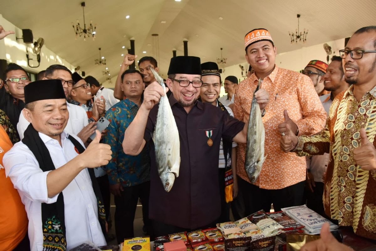 Ketua Majelis Syura PKS Dr. Salim Segaf Aljufri mengatakan dukungan pihaknya mendorong pertumbuhan UMKM di Aceh. (Foto: Dok PKS)