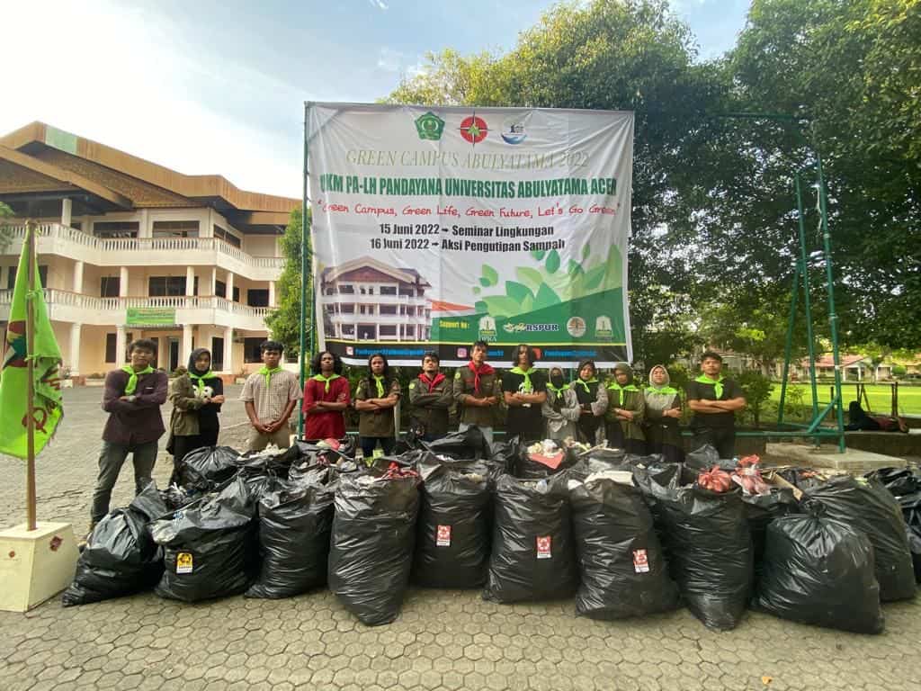 UKM PA-LH Pandayana Gelar Kegiatan Green Campus Abulyatama. (Foto: Nukilan/Hadiansyah)