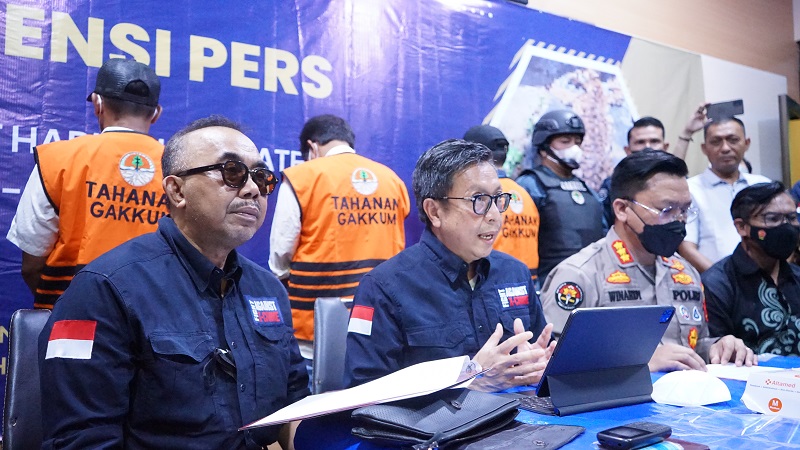 Konferensi Pers kasus perdagangan kulit Harmau di Polda Aceh. (Foto: Nukilan/Reji)
