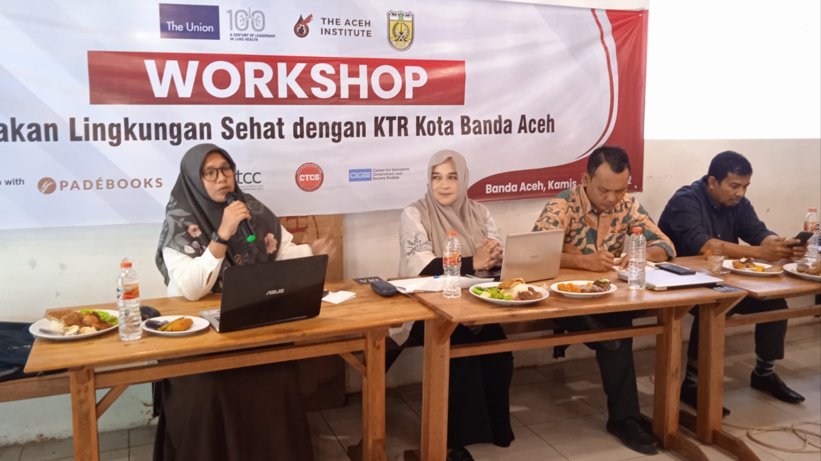 Workshop bertajuk "Ciptakan Lingkungan Sehat dengan KTR Kota Banda Aceh. Kamis (23/6/2022). Foto: Nukilan/Wanda.