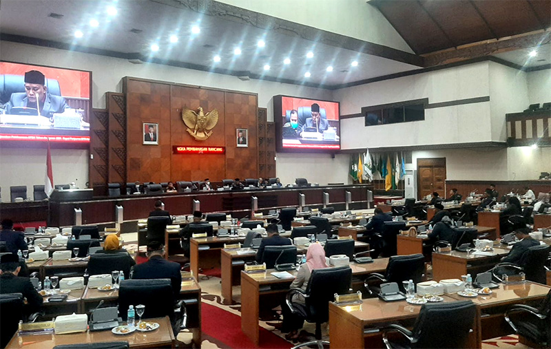 Laporan LPJ 2021 DPRA. (Foto: Ist.)