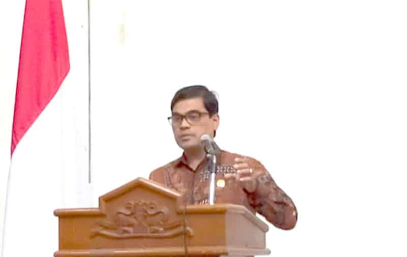 Rektor UIN Ar-Raniry Prof. Dr. Mujiburrahman, M.Ag. (Foto: Nukilan.id)
