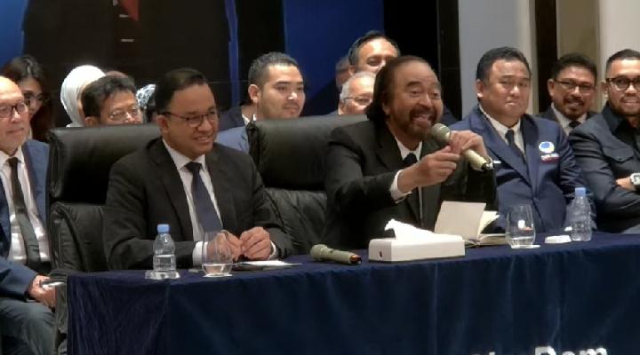 Ketua Umum Partai Nasdem Surya Paloh dan Gubernur DKI Anies Baswedan dalam acara deklarasi capres 2024 di NasDem Tower Senin 3 Oktober 2022. Sumber: Youtube Nasdem TV.